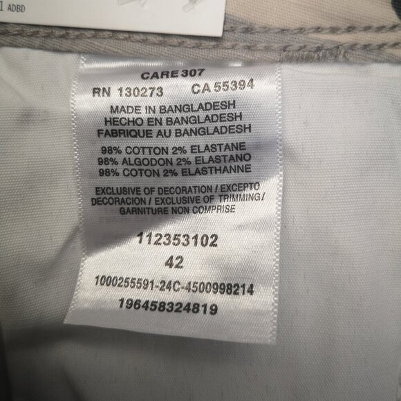 NWT Wrangler 5 Star Premium Epic Soft Relaxed Fit Men's Size 42 Camo Cargo Short - Picture 9 of 13